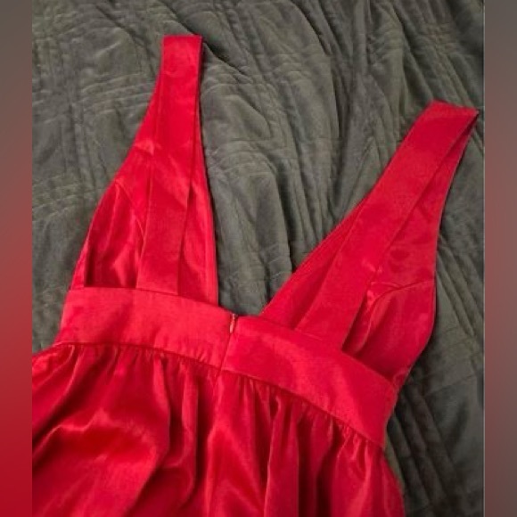 White fox maxi dress - size xsmall - Picture 3 of 4